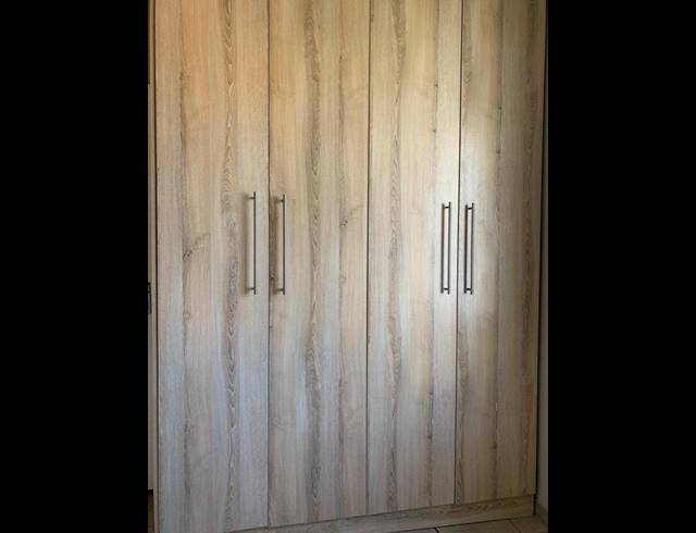 2 BEDROOM PROPERTY TO RENT IN FLEURHOF